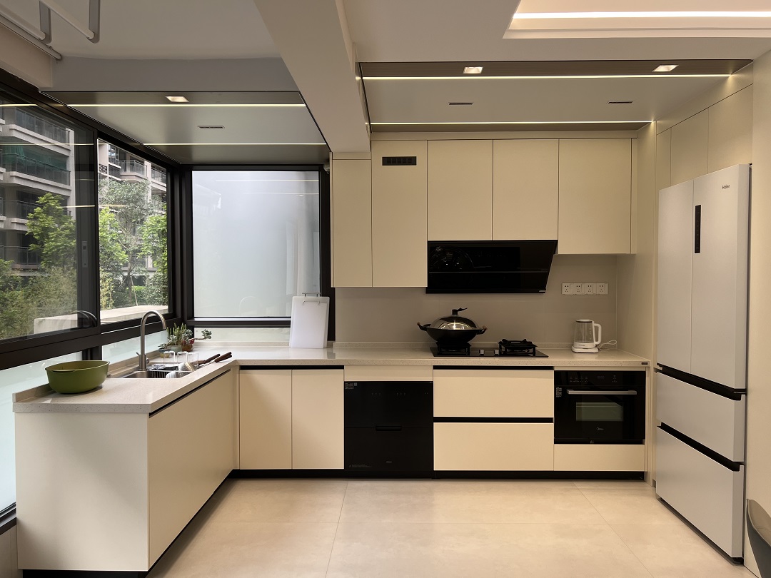 南寧二手房全拆裝修有哪些要注意？現(xiàn)代簡約-廚房