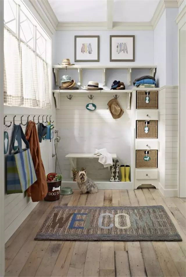 裝修創(chuàng)意&mdash;&mdash;玄關(guān)變身衣帽間