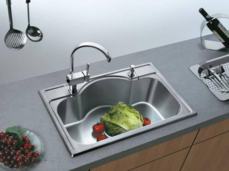 裝修時(shí)如何選擇不銹鋼水槽？趕緊get !